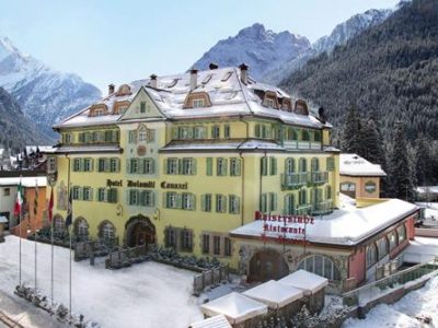 Schloss Dolomiti