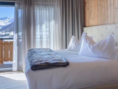 Paradise Lodge